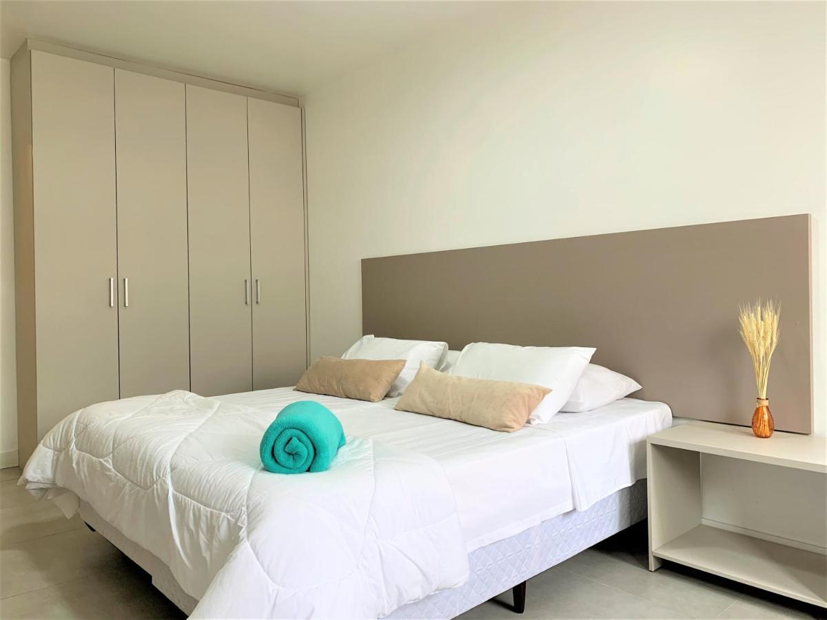 Apartment Impecavel Fm: Scheduled Key Pickup