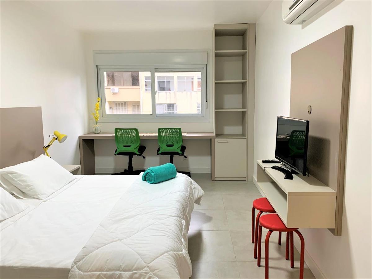 Impecavel Fm: Scheduled Key Pickup Porto Alegre